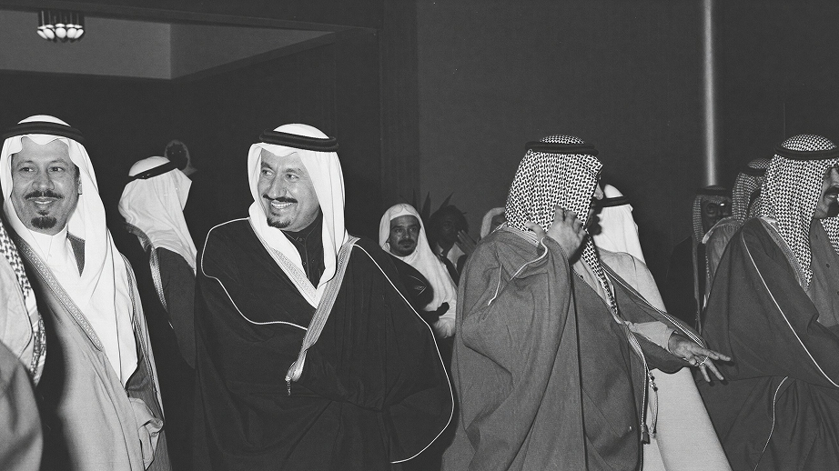 الأمير متعب بن عبد العزيز يلتقي الضيوف في مناسبة رسمية